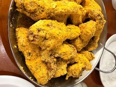 -BHC炸鸡(明洞总店)