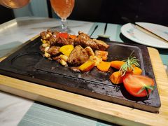 田园澳洲骰子牛肉-蜜桃花开·中西融合菜E&W(南长街店)