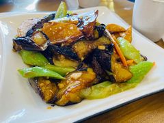 地三鲜-毛毛熏肉•东北菜老字号(大安街店)