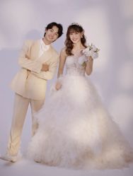 -易摄影婚纱摄影工作室