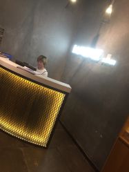 -时尚殿堂明星门店