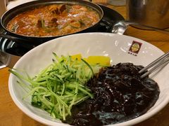 -喇喇排骨火锅·传统韩式脊骨汤(望京西园总店)
