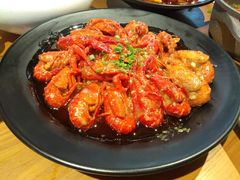 蒜泥小龙虾-隔壁老王·家常云南菜(花巷店)