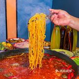 重庆就是这样，藏在社区的火锅味道都好地道！