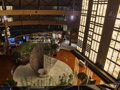 -上海滴水湖皇冠假日酒店