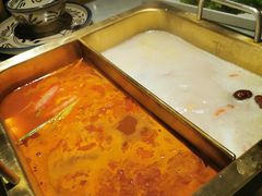 -尚尚仙·酸汤猪手·猪肚鸡火锅(华联万柳购物中心店)