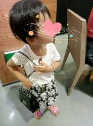 -现代经典婚纱摄影