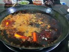-星鸿社重庆老火锅(燃灯寺分店)