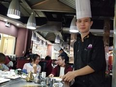 -利昂法式铁板主题餐厅(新奥购物中心店)