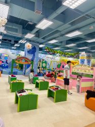 -莫莉幻想儿童乐园(三河燕郊永旺店)