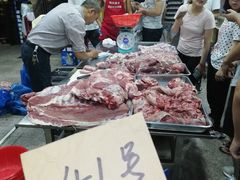 -标记美食新鲜猪杂(兴南大道店)