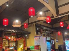 -富正毅三下锅·湘西韵味(天门山索道店)