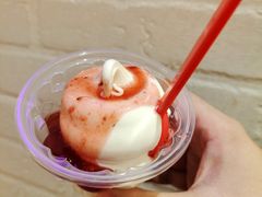 小草莓圣代-DQ·蛋糕·冰淇淋(苏州中心店)