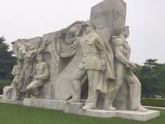 -上海市龙华烈士陵园