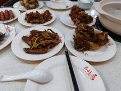 -泉福居酱骨头自助广场(南大街商业步行街店)