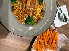 肉酱茄汁香草鸡扒意大利面-Pennehut畔尼意面(合肥万象城店)