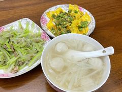 -爱的果实月嫂育婴师(世纪东方店)