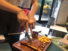 -鼎鼎西餐厅