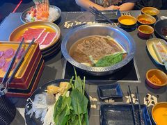-牛武士寿喜烧·和牛火锅自助(全球首店)