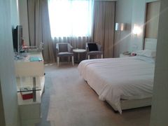 android_upload_pic-杭州滨江宝龙城华美达酒店