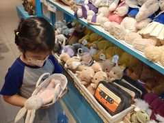 -VENCHI 闻绮(北京国贸商城店)