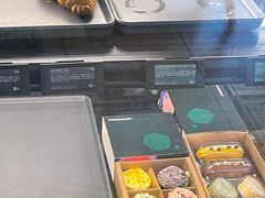 -星巴克(南京孵鹰大厦店)