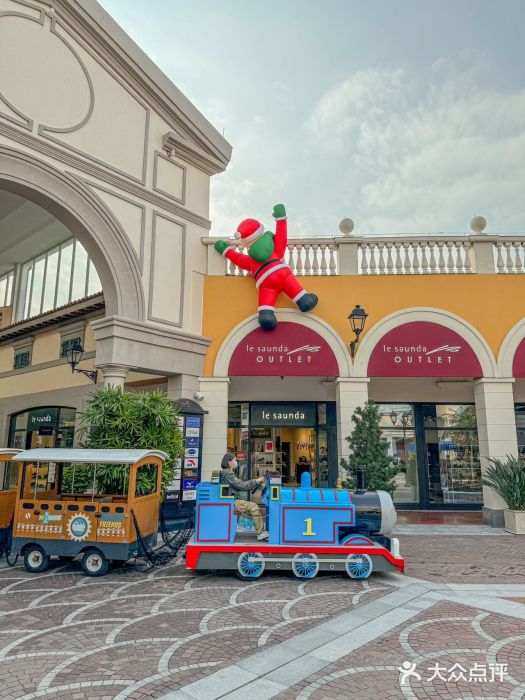 佛罗伦萨小镇广佛名品奥特莱斯(疏港路店)图片