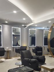-八佰伴8008星级形象店