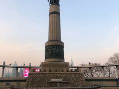 -人民防洪胜利纪念塔