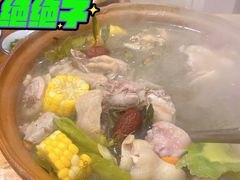 石橄榄炖鸡-洪大厨鸡煲(福田店)
