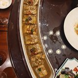 这家文化主题餐厅以其独特的设计和氛围深深吸引了我