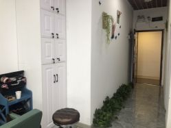 -V8潮牌·接发烫染连锁