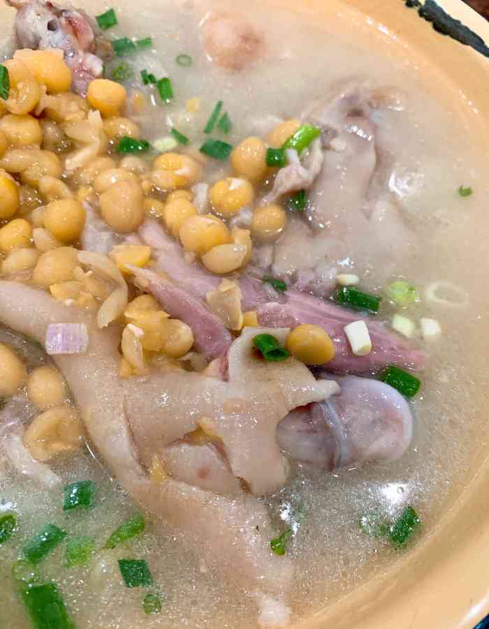 胡记蹄花汤-"蹄花汤的确不错,单这个可以给5星,豆花不.