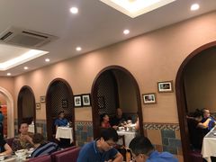 等位区-巴依老爷新疆美食(清华东门店)