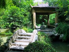 -汇龙潭