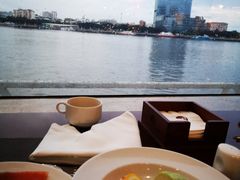 -白天鹅宾馆·流浮阁咖啡厅
