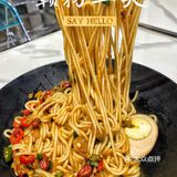 最近是爱上了江西的拌粉，一连吃了好几天的节奏。