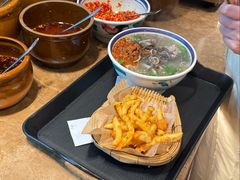 -云阿蛮云南生烫牛肉米线(奉贤路店)