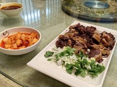 带皮狗肉-英子补身汤(海兰路店)