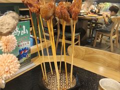 -鹿鸣山草本茶香火锅(园西路店)