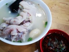 -雷祖芳老妈蹄花店