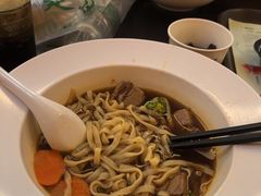 -康师傅私房牛肉面(申虹店)