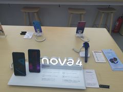 -华为授权体验店(回龙观华联)