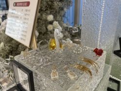 -洛伊科技抗衰护肤中心