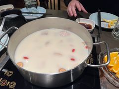 -捞王锅物料理(上海世茂广场店)