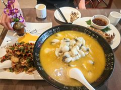 -湖泉水云间餐厅·弥勒地道菜(B座店)