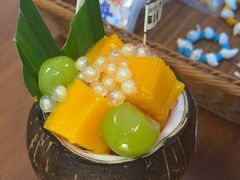 -椰吉满•鲜椰饮品(侨港黑金冠好店)