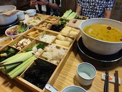 -十二舍·湯物素煮(江泰潤政店)