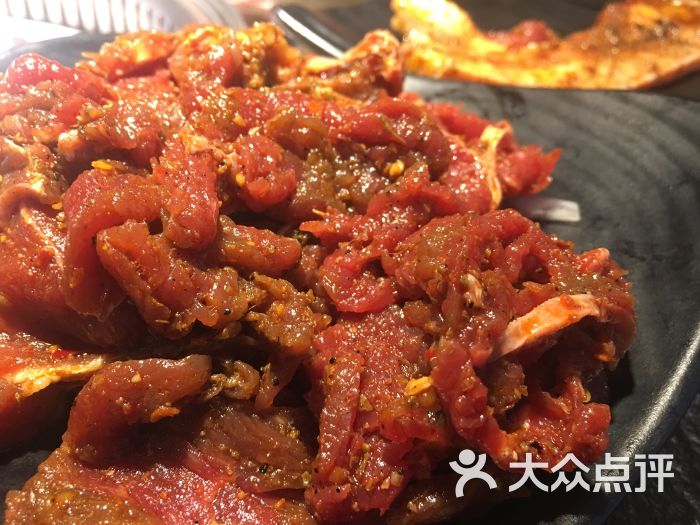 碳來香三國烤肉(新城吾悅廣場店)麻辣牛肉圖片 - 第4張