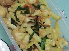 -董厨煨汤馆(车站路店)